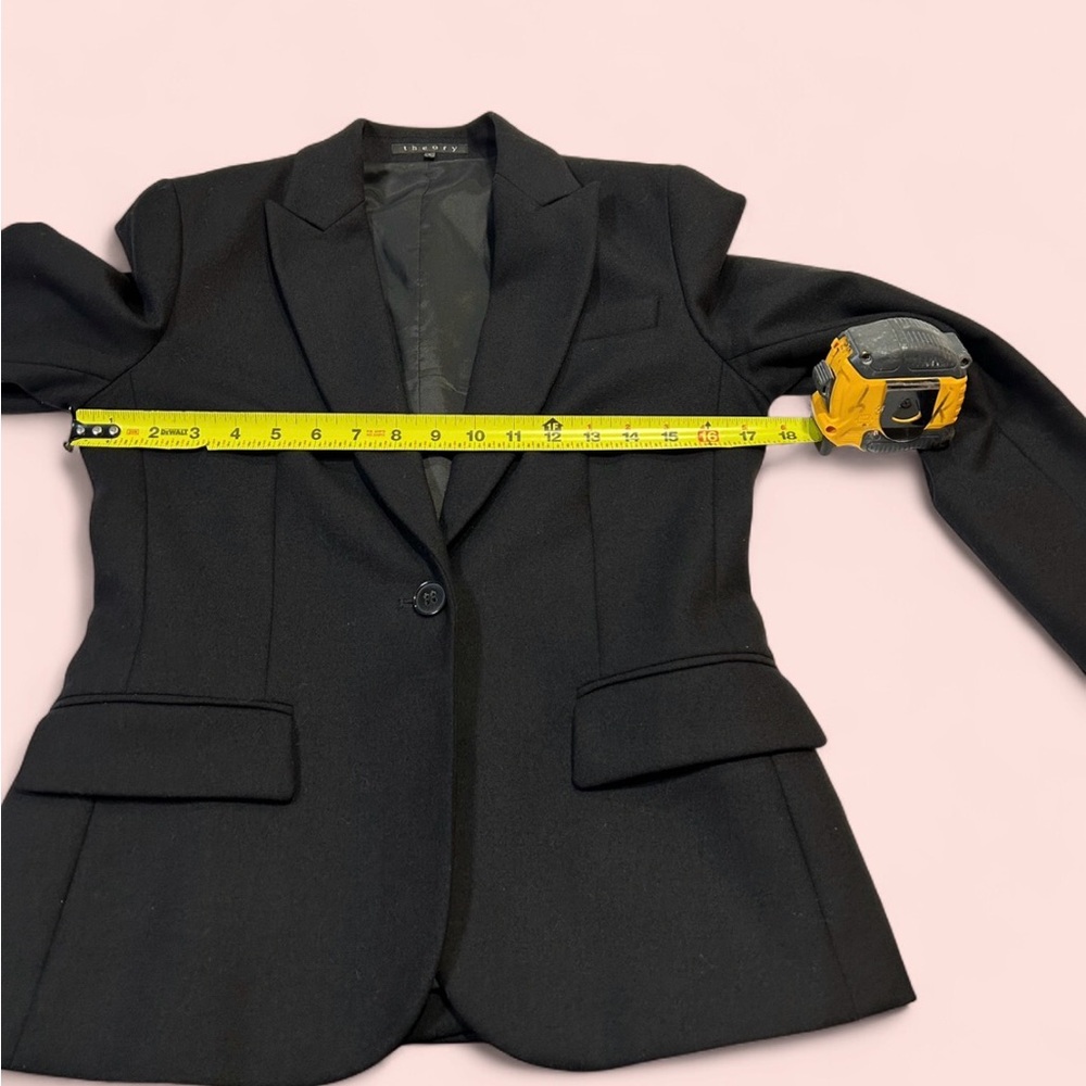 Elegant Black Women's Blazer - Picture 6 of 10